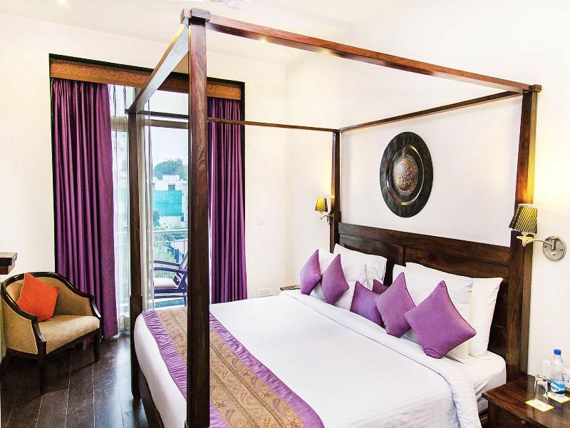Mantra Amaltas Otel Yeni Delhi Dış mekan fotoğraf