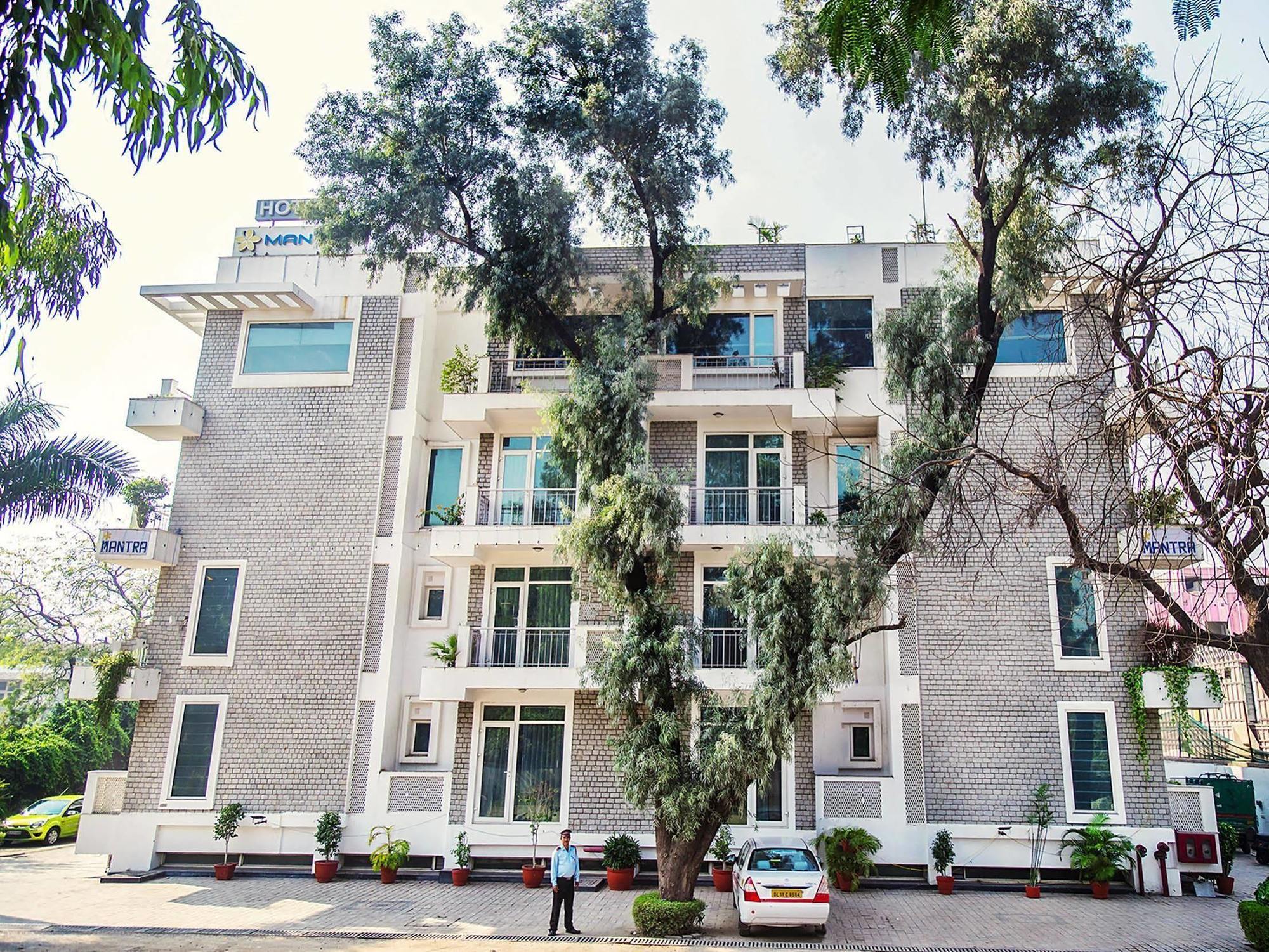 Mantra Amaltas Otel Yeni Delhi Dış mekan fotoğraf