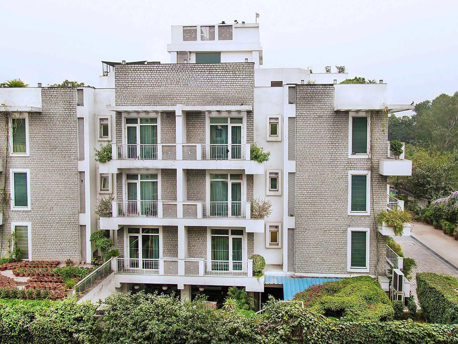 Mantra Amaltas Otel Yeni Delhi Dış mekan fotoğraf