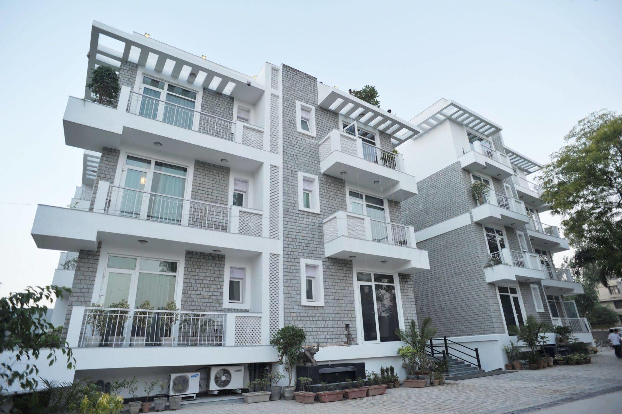 Mantra Amaltas Otel Yeni Delhi Dış mekan fotoğraf